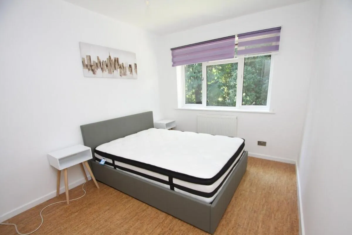 Dreamy Escape 2 Bed Apartment Bournemouth 0*,  United Kingdom